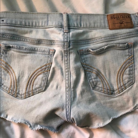 Hollister Jean Shorts - Picture 4 of 4